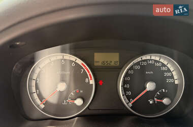 Хэтчбек Hyundai Accent 2008 в 