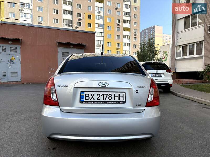 Седан Hyundai Accent 2008 в Києві