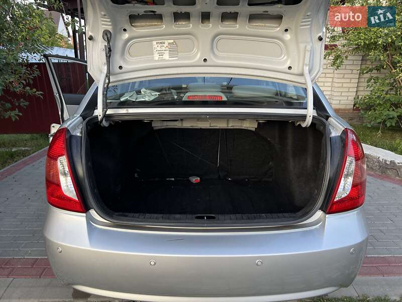 Седан Hyundai Accent 2008 в Кропивницком