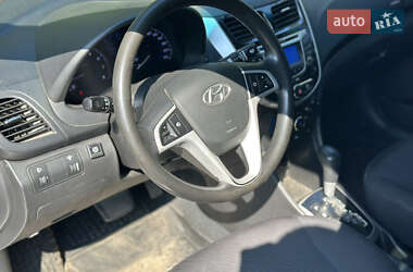 Седан Hyundai Accent 2012 в 