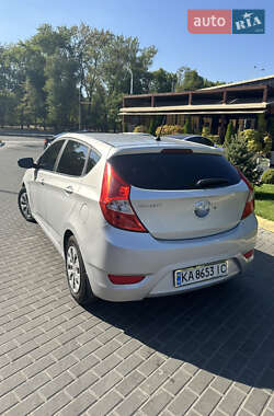 Хэтчбек Hyundai Accent 2017 в 