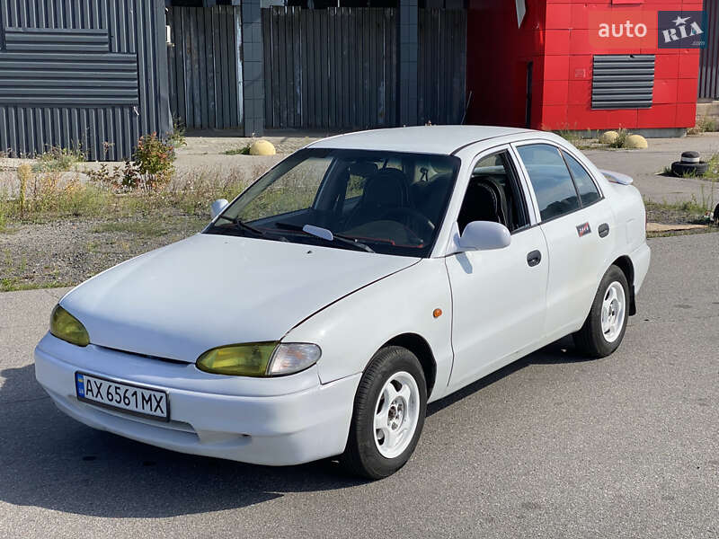 Седан Hyundai Accent 1997 в Харкові