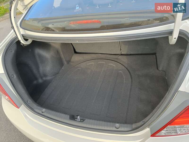 Седан Hyundai Accent 2015 в Харькове фото 13 Седан Hyundai Accent 2015 в Харькове