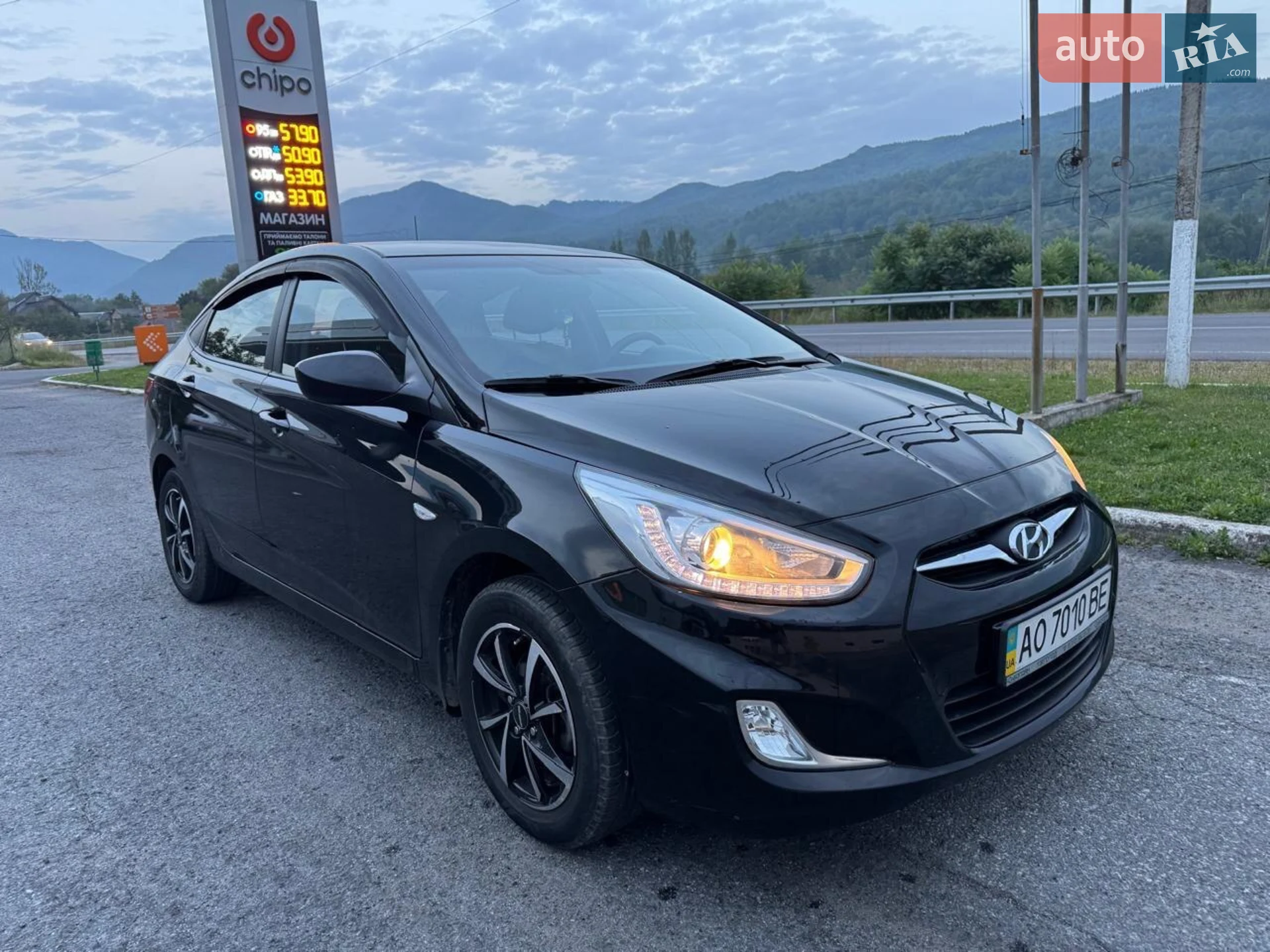 2013 Hyundai Accent - мініатюра 2