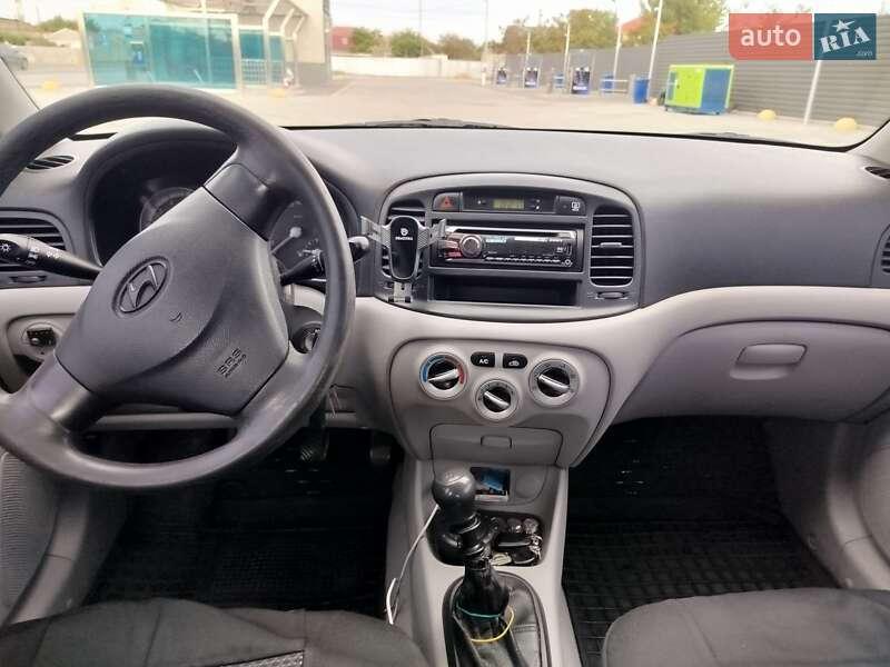 Седан Hyundai Accent 2009 в Николаеве