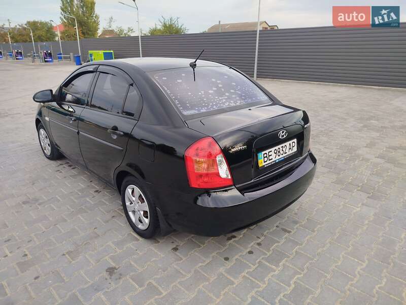 Седан Hyundai Accent 2009 в Николаеве
