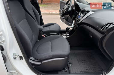 Седан Hyundai Accent 2012 в 