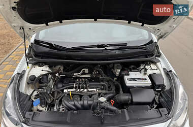 Седан Hyundai Accent 2012 в 