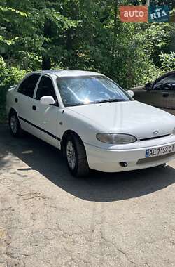 Седан Hyundai Accent 1997 в Дніпрі