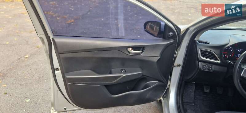 Седан Hyundai Accent 2017 в Звенигородці