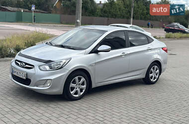 Седан Hyundai Accent 2011 в Житомире
