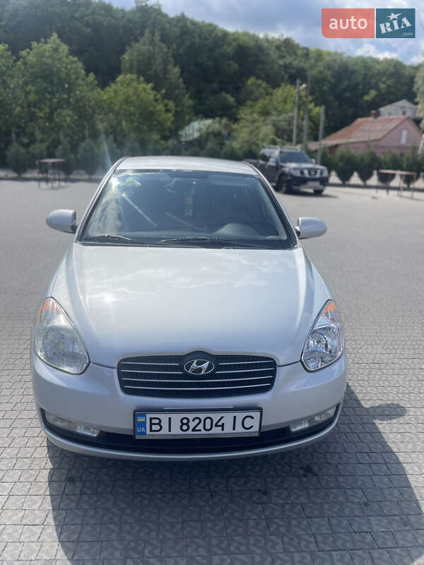 Седан Hyundai Accent 2008 в Полтаве