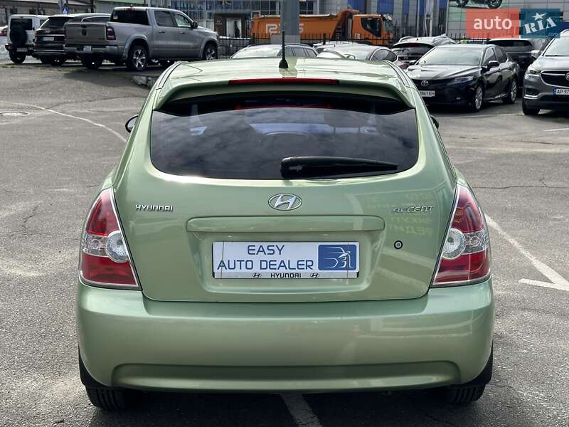 Хэтчбек Hyundai Accent 2008 в Киеве