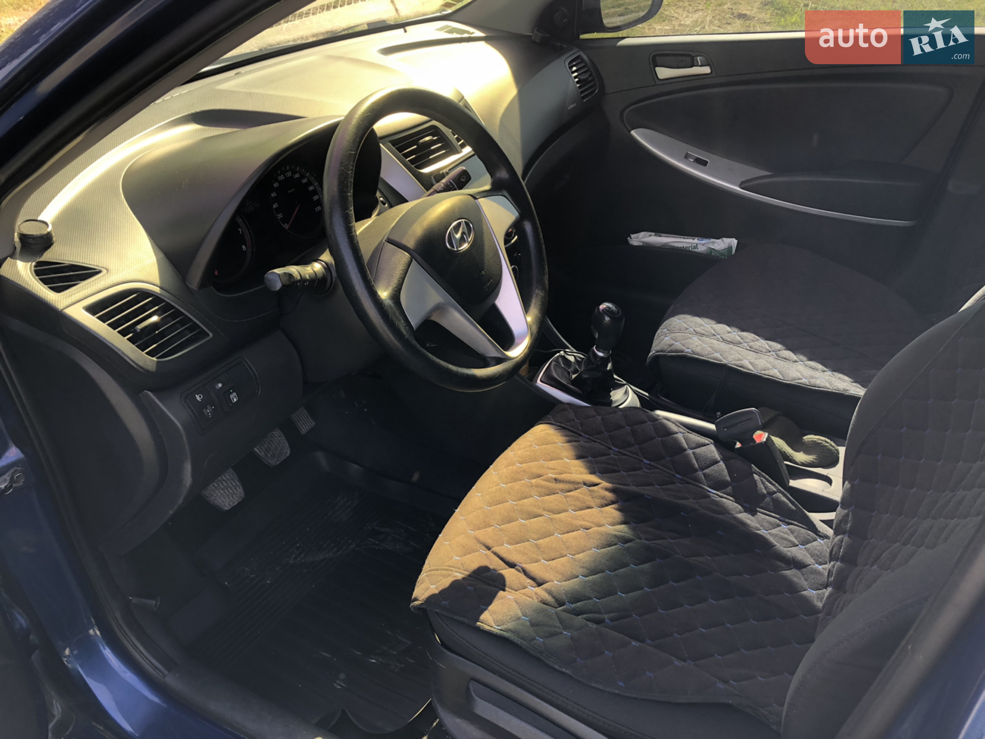 2012 Hyundai Accent - мініатюра 8