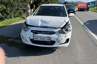 Седан Hyundai Accent 2011 в Ужгороде
