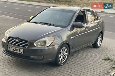 Седан Hyundai Accent 2010 в Николаеве