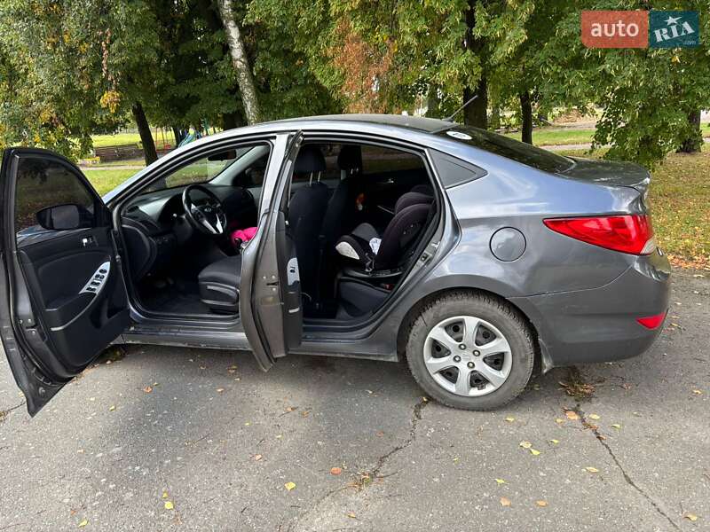 Седан Hyundai Accent 2011 в Бердичеве