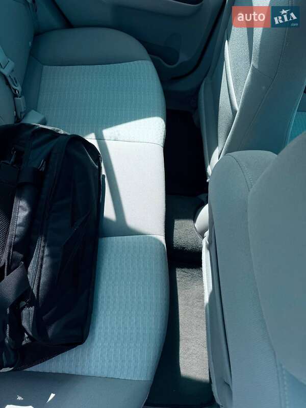 Седан Hyundai Accent 2008 в Киеве