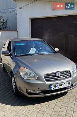 Седан Hyundai Accent 2010 в Одессе