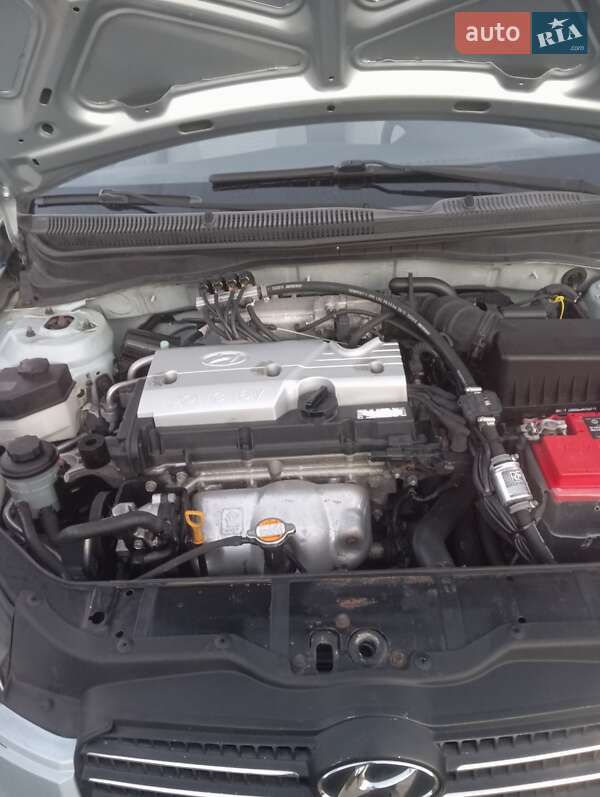 Седан Hyundai Accent 2008 в Львове