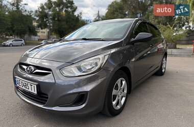 Седан Hyundai Accent 2013 в 