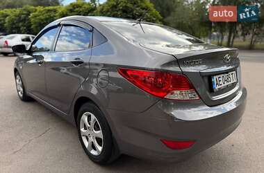 Седан Hyundai Accent 2013 в 