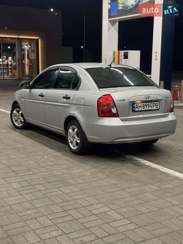 Седан Hyundai Accent 2008 в Дніпрі