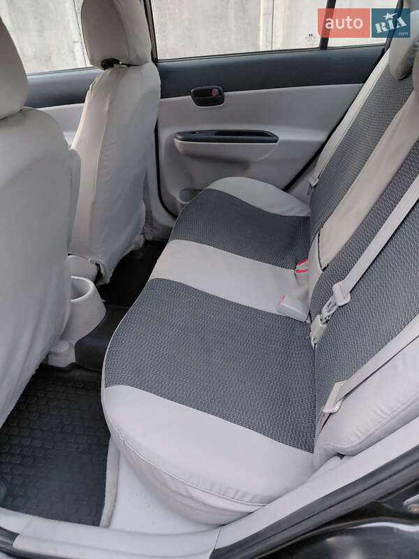 Седан Hyundai Accent 2006 в Чернігові