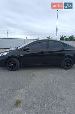 Седан Hyundai Accent 2013 в 