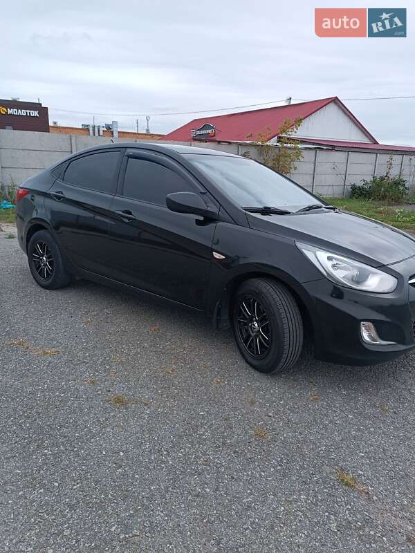 Седан Hyundai Accent 2013 в Виннице фото 10 Седан Hyundai Accent 2013 в Виннице