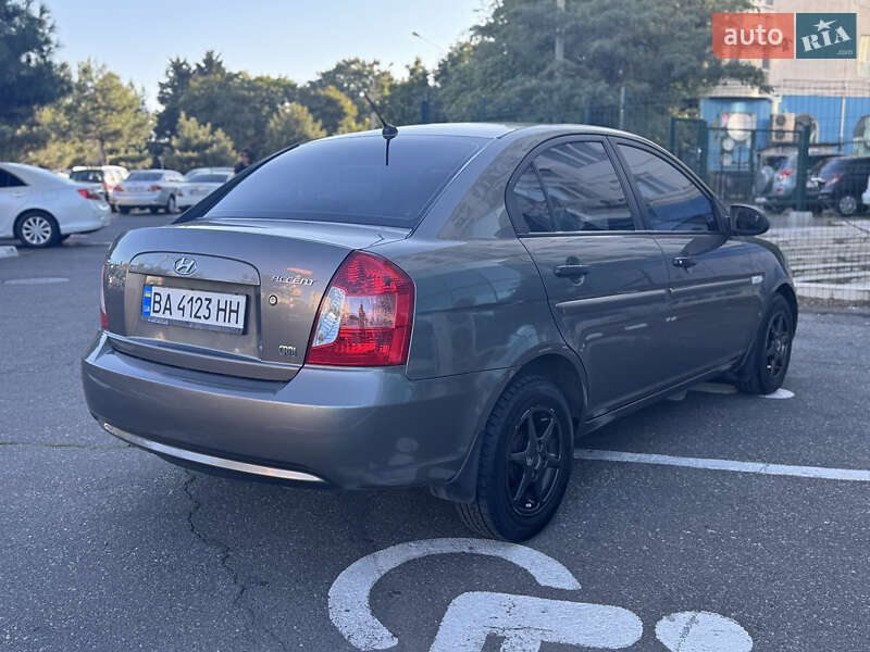 Седан Hyundai Accent 2008 в Одессе