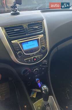 Седан Hyundai Accent 2012 в Києві