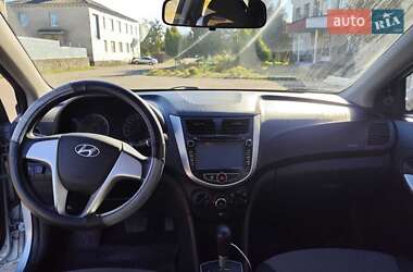 Седан Hyundai Accent 2011 в Шепетівці