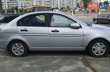 Седан Hyundai Accent 2007 в Киеве