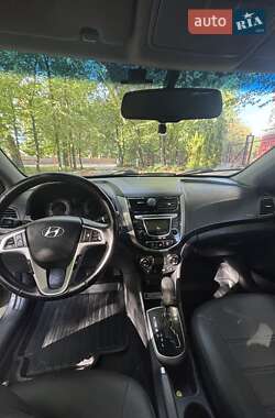 Седан Hyundai Accent 2012 в 