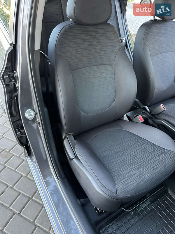 Седан Hyundai Accent 2016 в Одессе