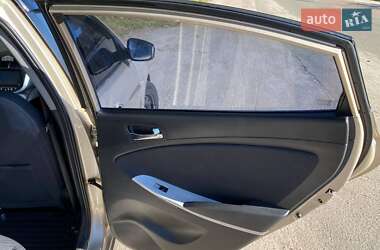Седан Hyundai Accent 2012 в 