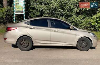 Седан Hyundai Accent 2012 в 