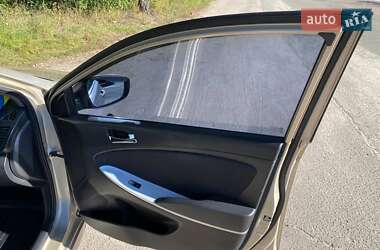 Седан Hyundai Accent 2012 в 
