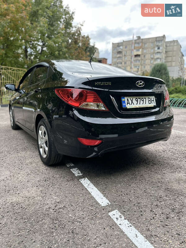 Седан Hyundai Accent 2012 в Харькове