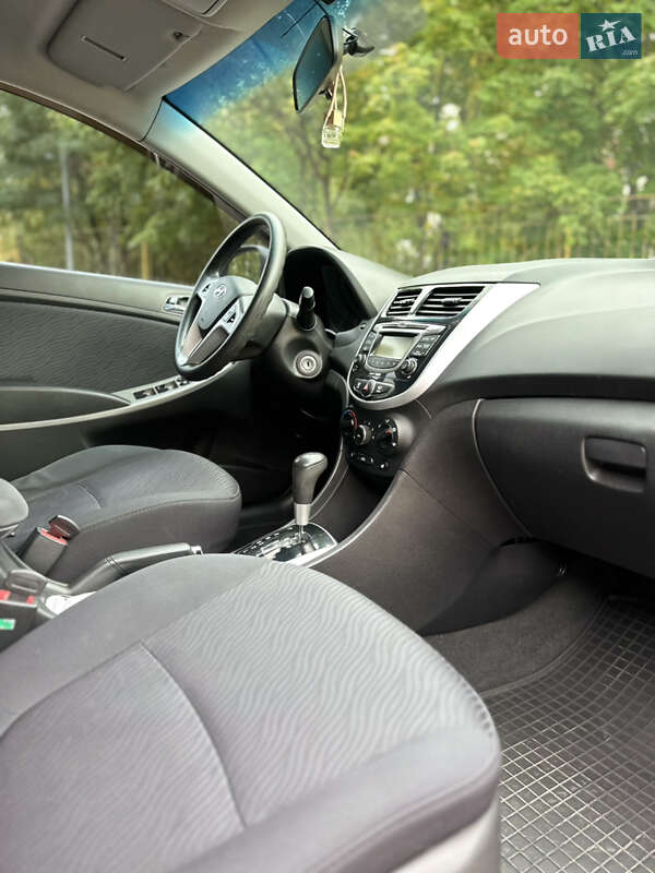 Седан Hyundai Accent 2012 в Харькове