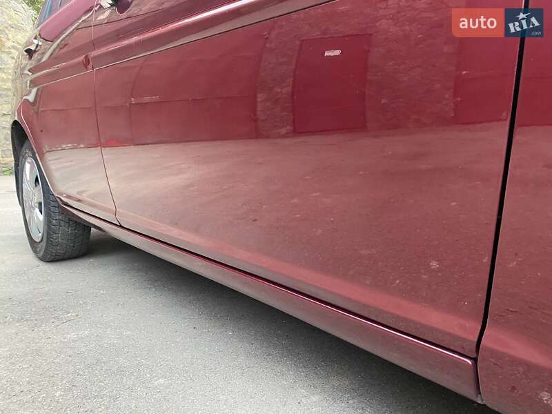 Седан Hyundai Accent 2010 в Виннице