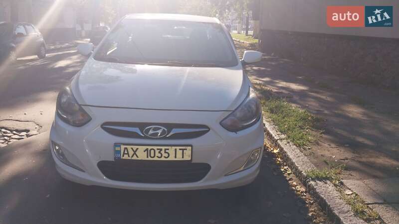 Седан Hyundai Accent 2012 в Харькове