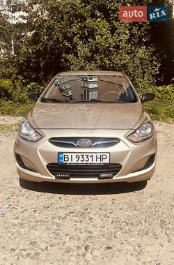 Седан Hyundai Accent 2012 в Ивано-Франковске
