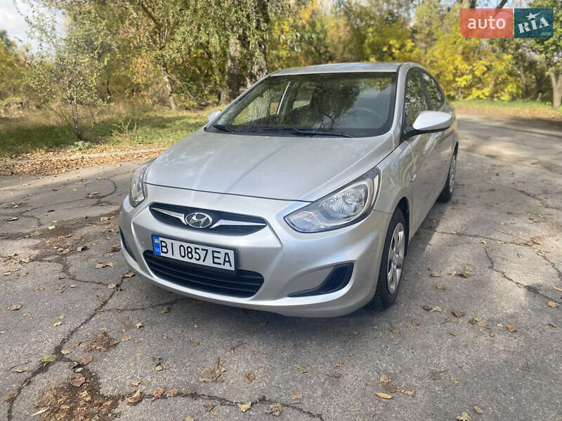 Седан Hyundai Accent 2011 в Кременчуге