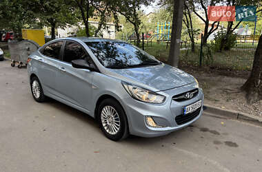 Седан Hyundai Accent 2011 в 