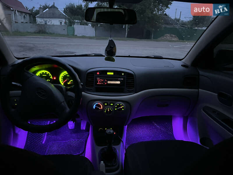 Седан Hyundai Accent 2008 в Попельне