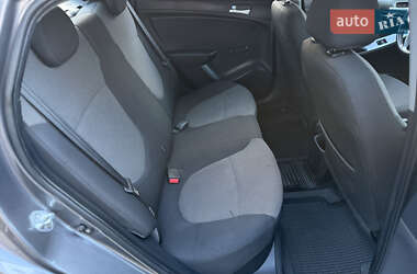 Седан Hyundai Accent 2011 в 