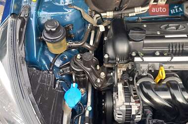 Седан Hyundai Accent 2012 в 