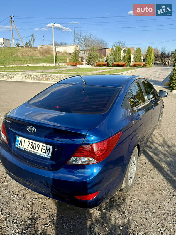 Седан Hyundai Accent 2015 в Ирпене